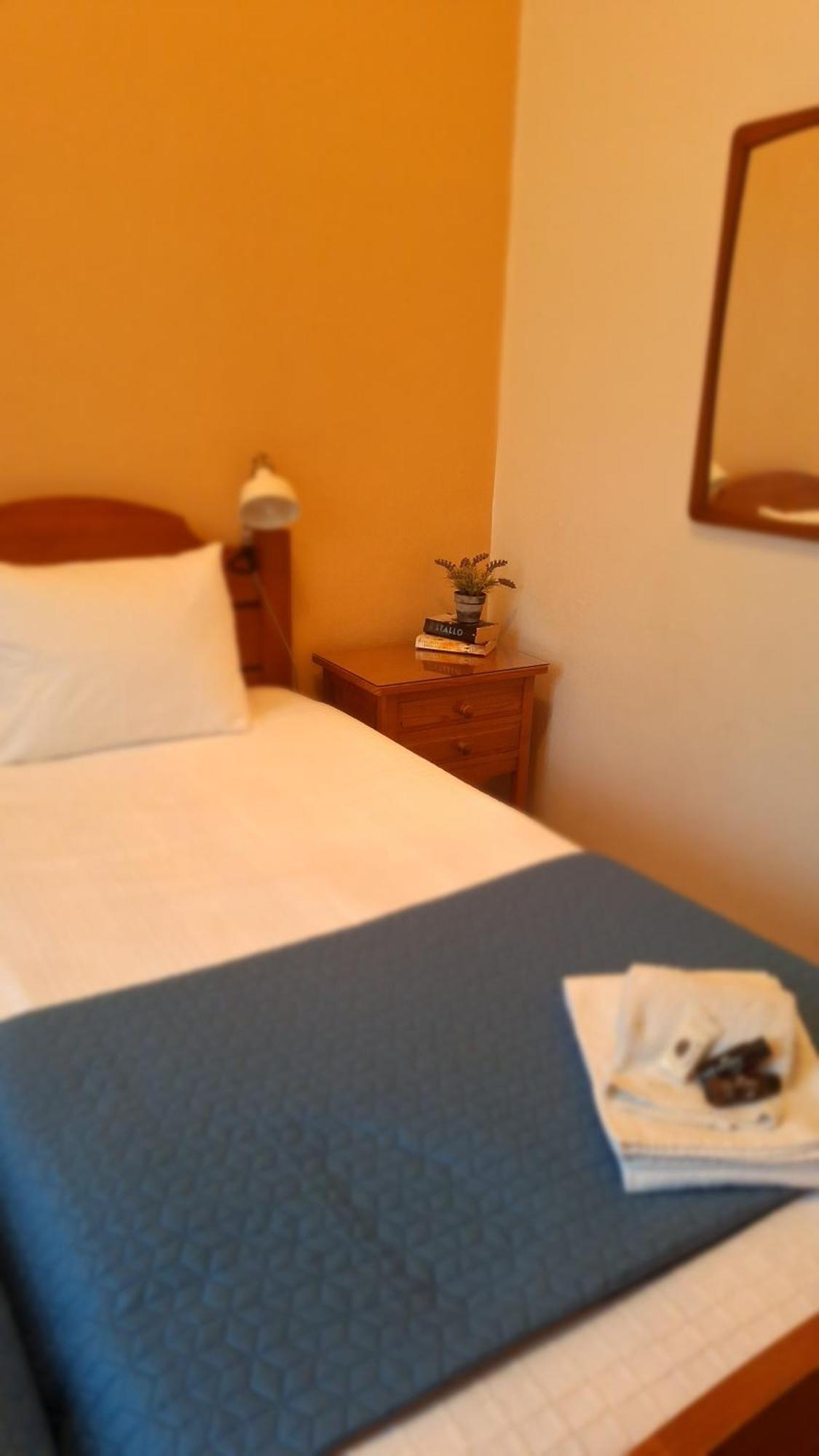 Center Apartment *